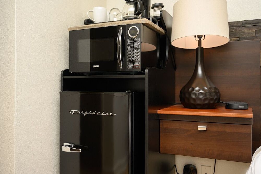 Shell Beach Inn Room 2 - King Room 5