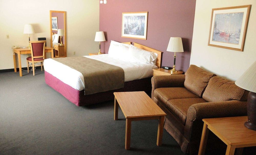 Superior Suite, 1 King Bed, Non Smoking