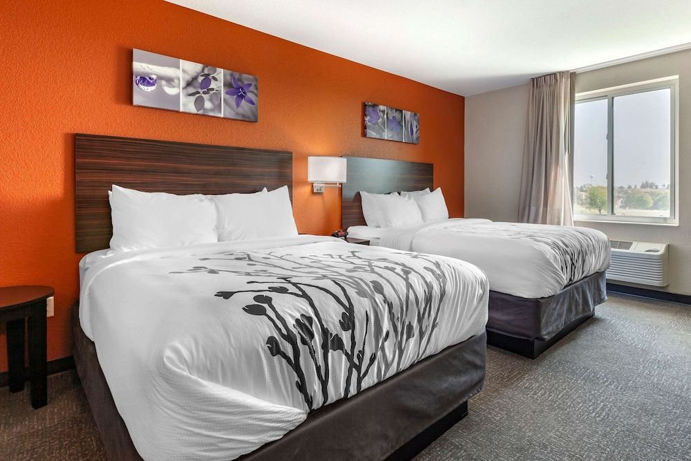 Suite, 2 Queen Beds, Accessible, Non Smoking