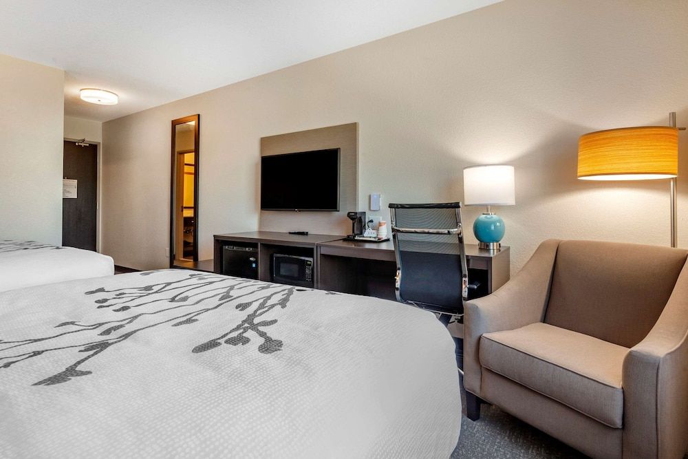 Room, 2 Queen Beds, Accessible, Non Smoking