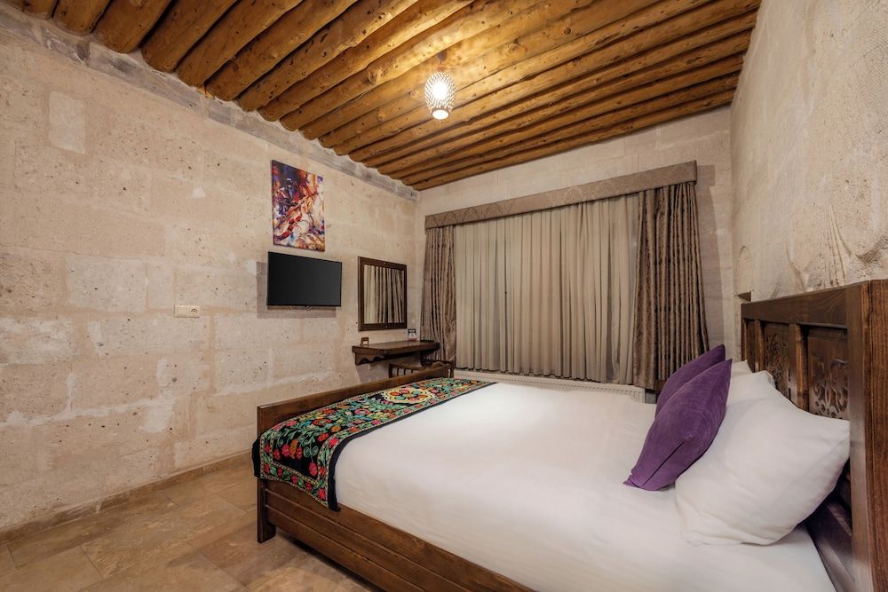 My Story Cave Hotel Deluxe Room, Jacuzzi 4