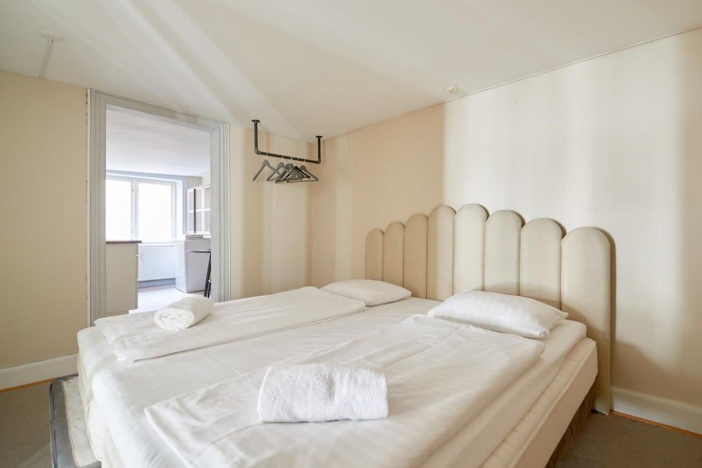 Cozy Apt w Balcony in the Heart of Copenhagen Apartment 26