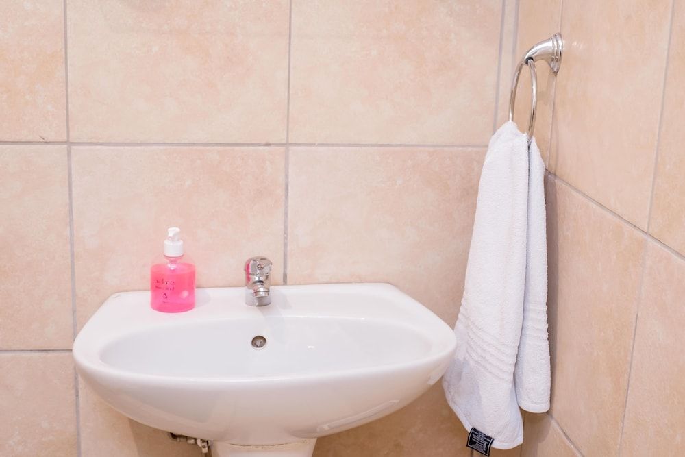 Prestigious Apartments Prestigious Apartments Down Stairs 10