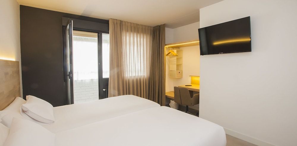 Hotel A Pamplona Superior Double Room, Balcony 2