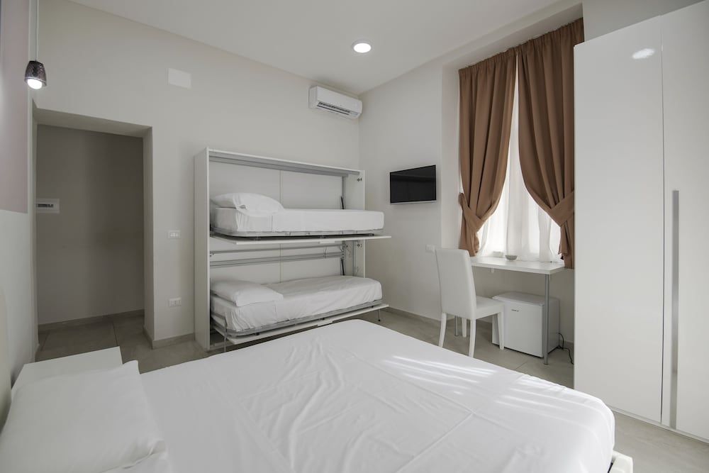 La Chambre Deluxe Quadruple Room 5