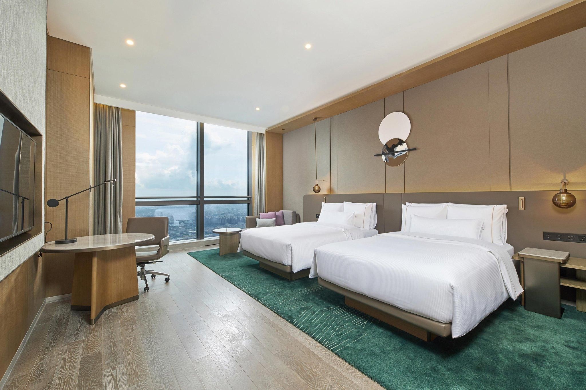 Club lounge access, Guest room, 2 Double, City view