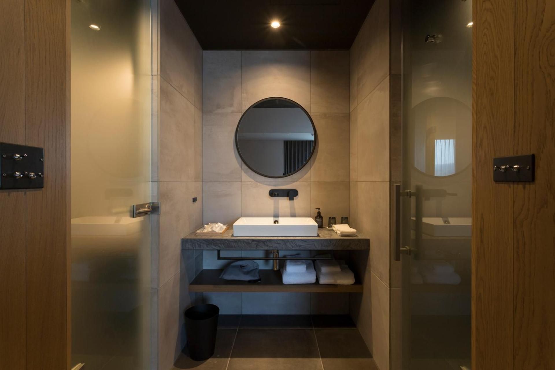 Hotel Canata Kyoto Deluxe Double Room 5