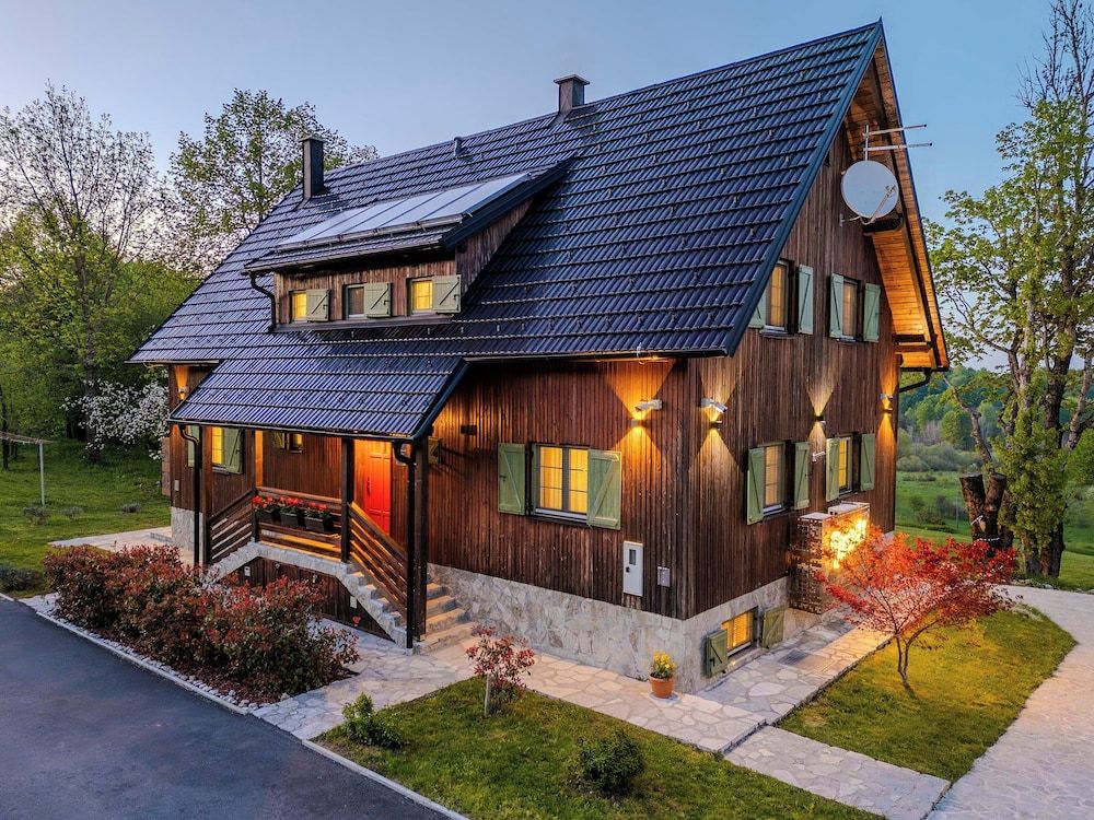 undefined Tesla's Gastro House Plitvice