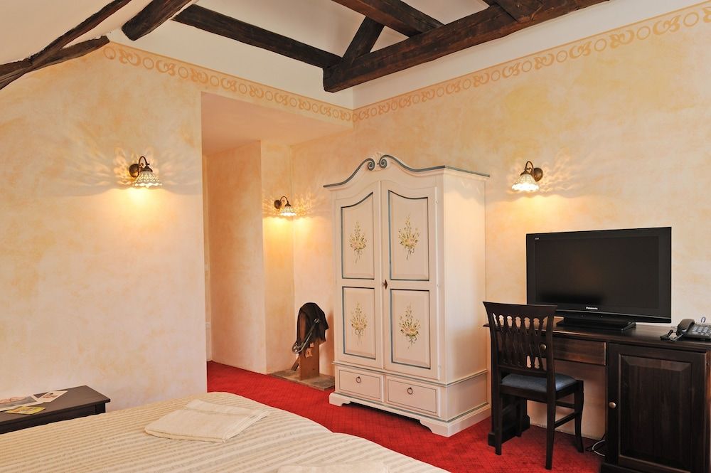 Gostilna Lectar Classic Double Room 6
