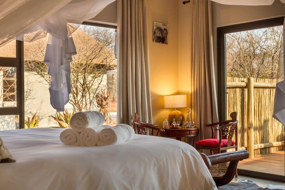 Ukuthula Bush Lodge Deluxe Double or Twin Room 3