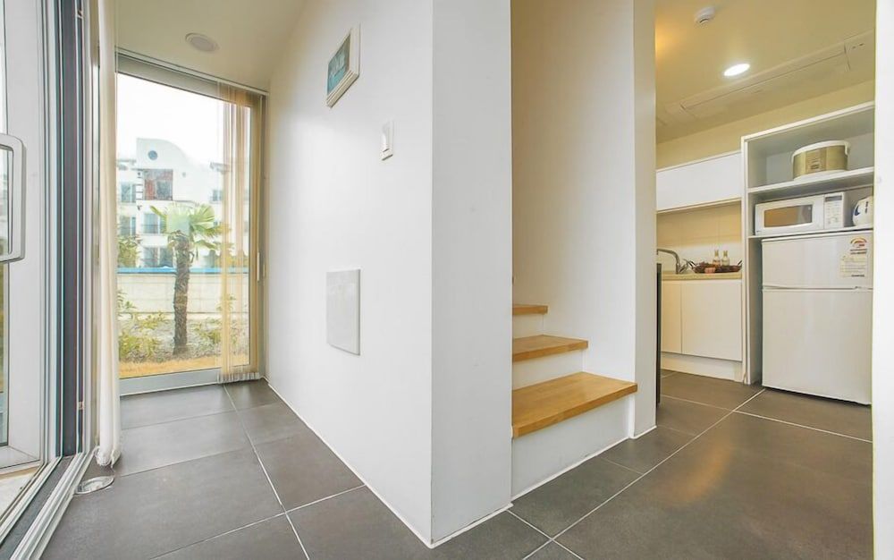 Monofunny pension Standard Room, Hot Tub (Tub only available May-Nov) 4