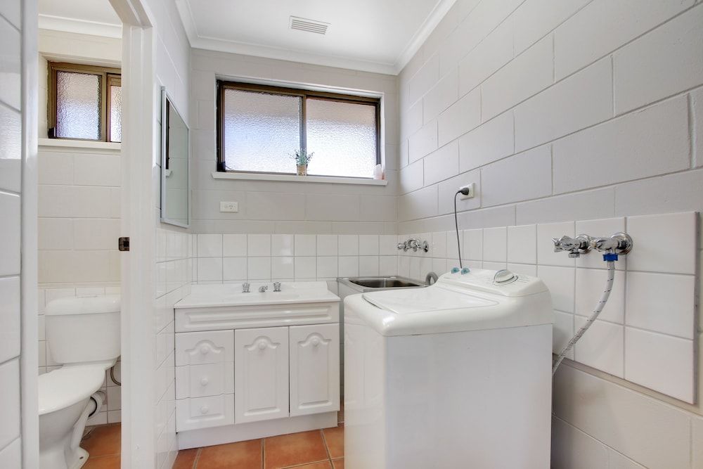 Hybiscus Waterfront Apartments Apartment, 2 Bedrooms 3