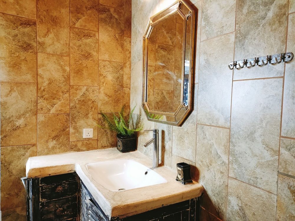 Upani in Daini Standard Cottage, Garden View 19