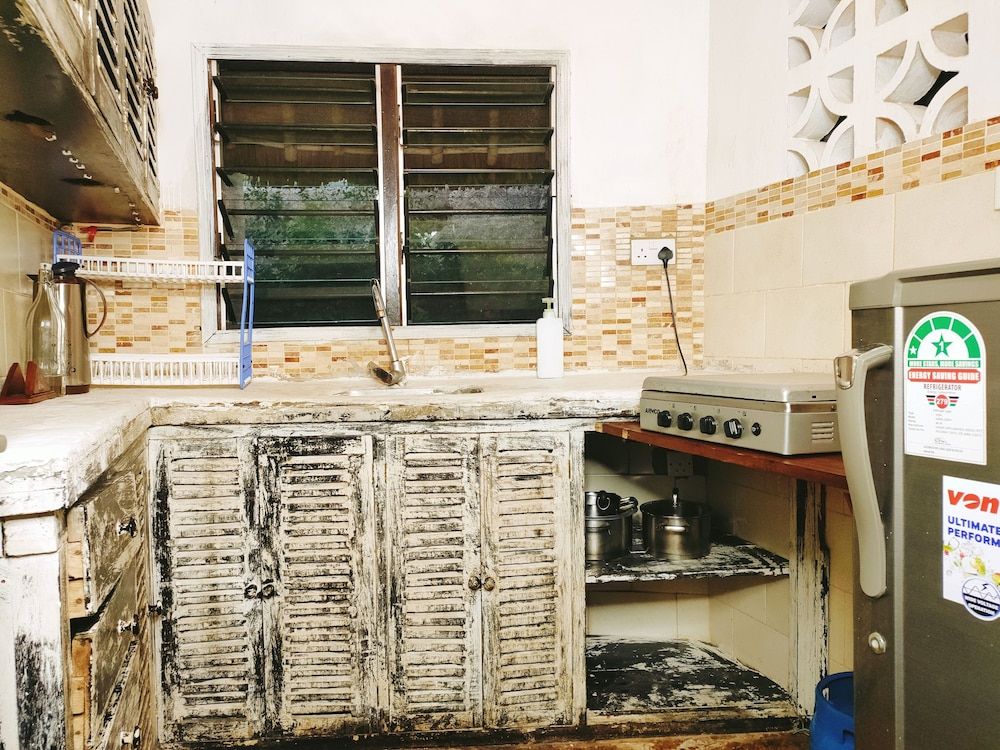 Upani in Daini Standard Cottage, Garden View 14