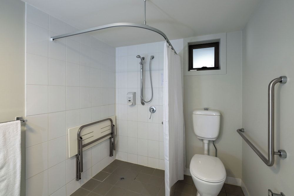 Essence Apartments Chermside Studio, Accessible 5