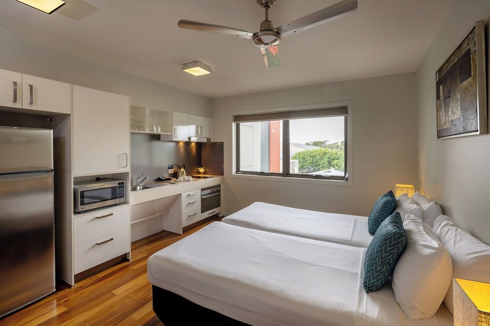 Essence Apartments Chermside Studio, Accessible