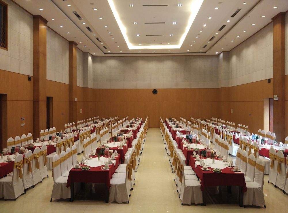 undefined Quang Ba Trade Union Hotel 10