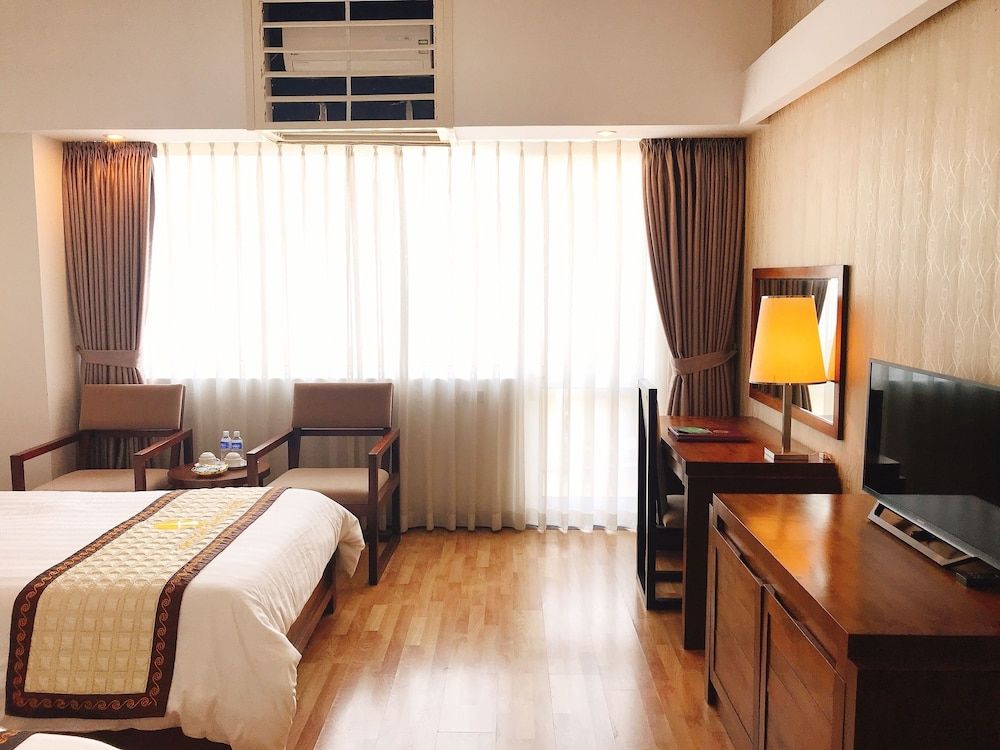 Quang Ba Trade Union Hotel Deluxe Twin Room 3