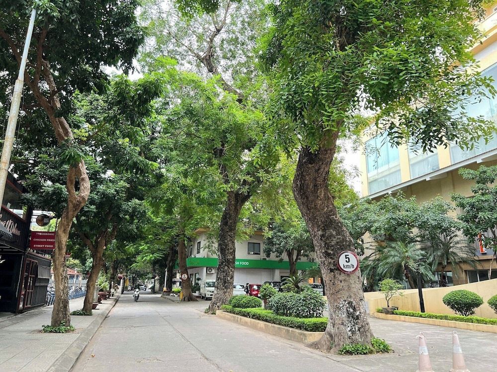 undefined Quang Ba Trade Union Hotel 2