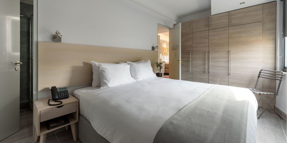 Fos Residential Apartments Senior Apartment 3