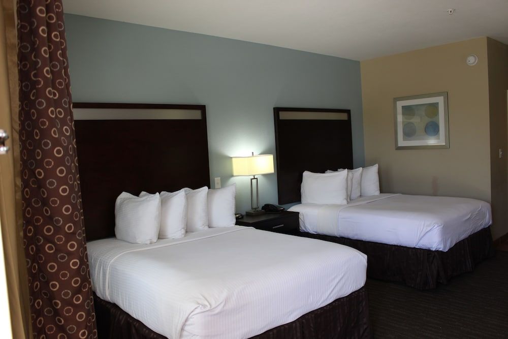 Horizon Inn & Suites - Pearsall Standard Room, 2 Queen Beds 3