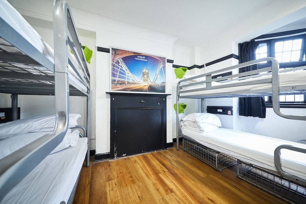 St Christopher's Inn, Camden - Hostel Private 6-Bed Room with Private Bathroom