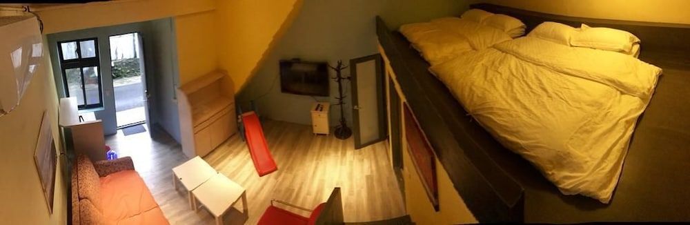 Family, 2 Double and Futon