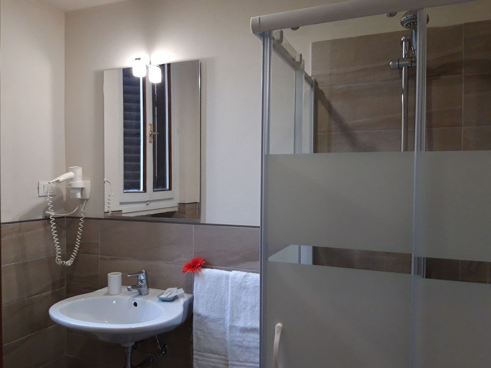 Il Sorriso Economy Double Room 7