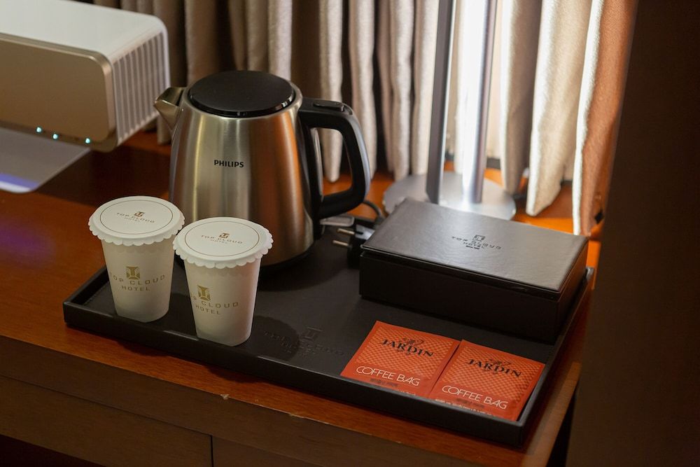 Topcloud Hotel Iksan Standard Double Room 6