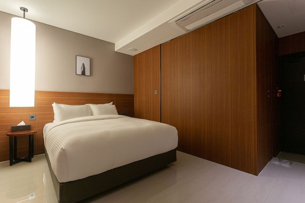 Topcloud Hotel Iksan Deluxe Double Room 3