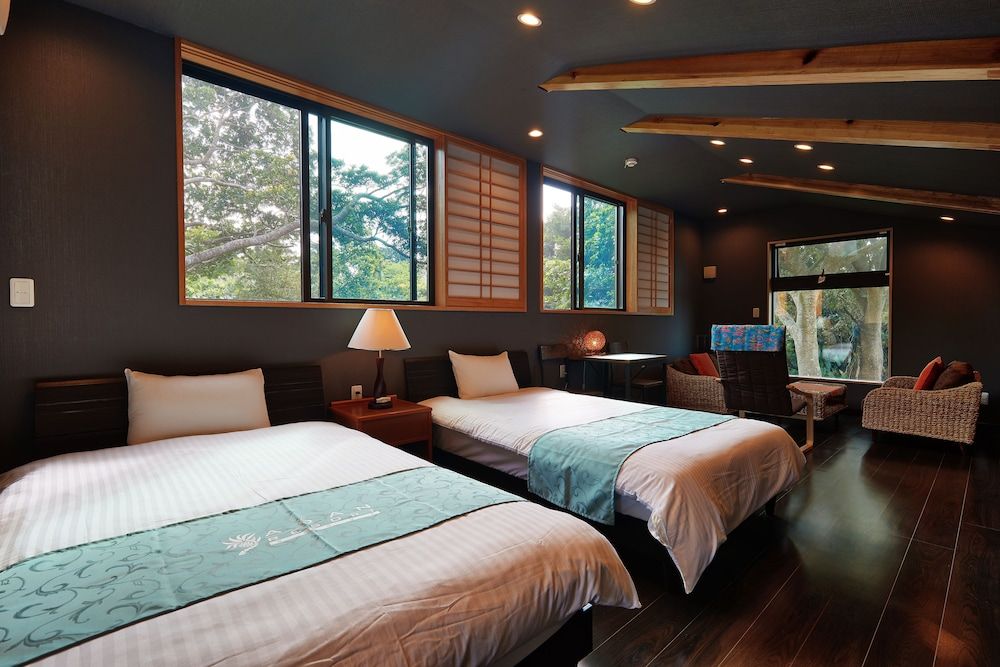 Deluxe Villa for 1-6 Guests
