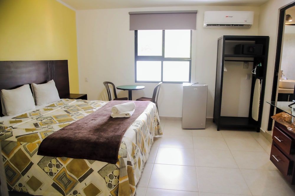 Casa Janaab Palenque - Hostel Comfort Double Room, 1 Queen Bed, Non Smoking, Private Bathroom 3
