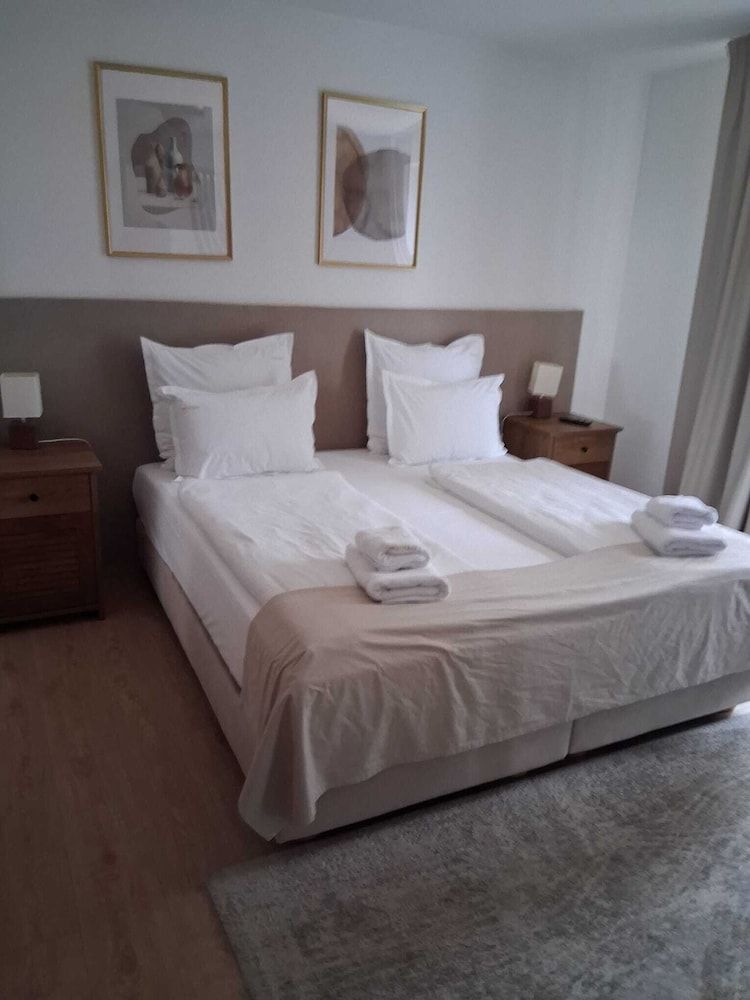 Monterai Resort Comfort Twin Room 3