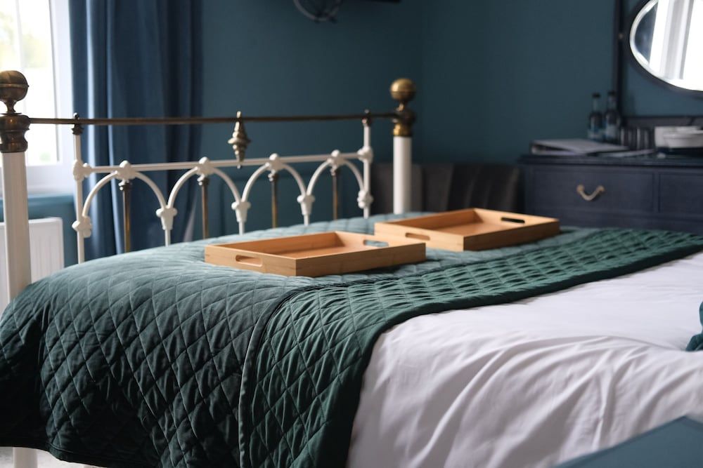 The Crown Inn Dial Post Superior Double Room, Ensuite, Park View