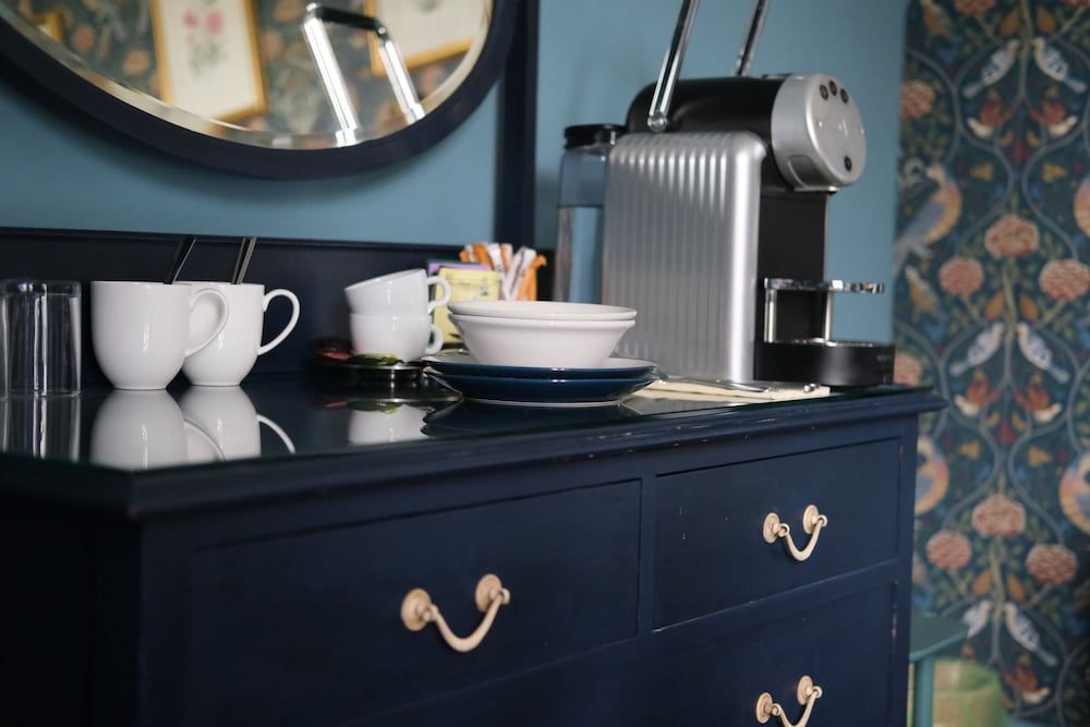 The Crown Inn Dial Post Superior Double Room, Ensuite, Park View 5