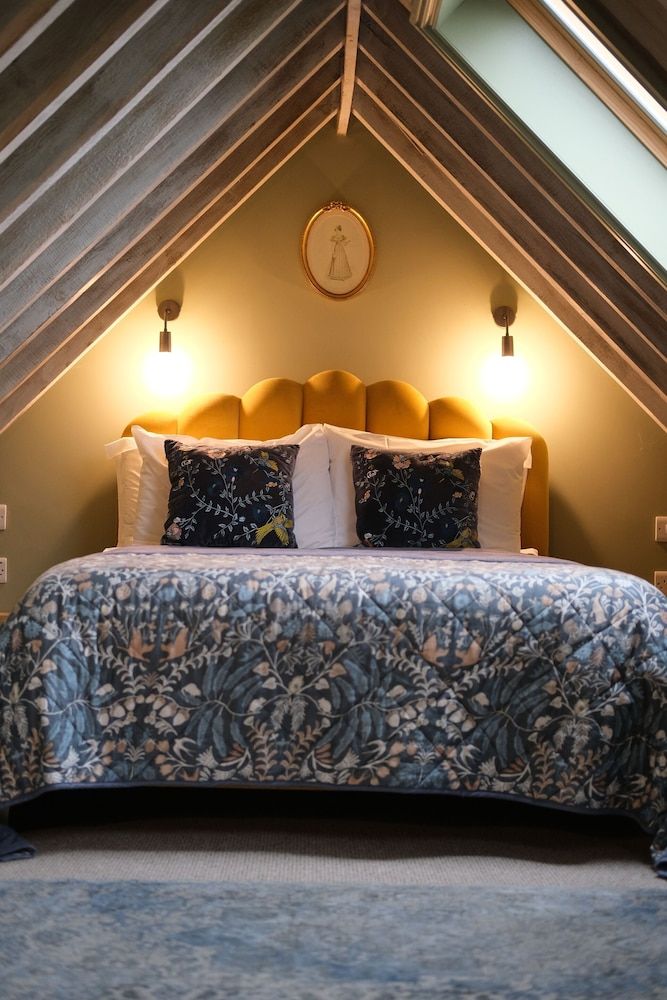 The Crown Inn Dial Post Exclusive House, Private Bathroom (The Coach House) 3