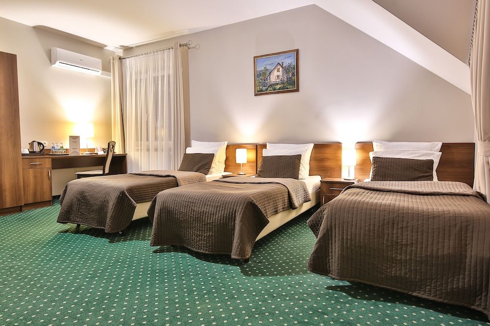 Comfort Triple Room
