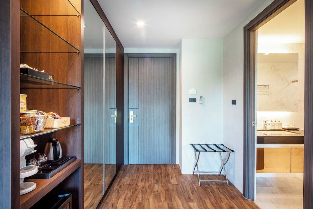 Grand Sala Thai Standard Double Room 4