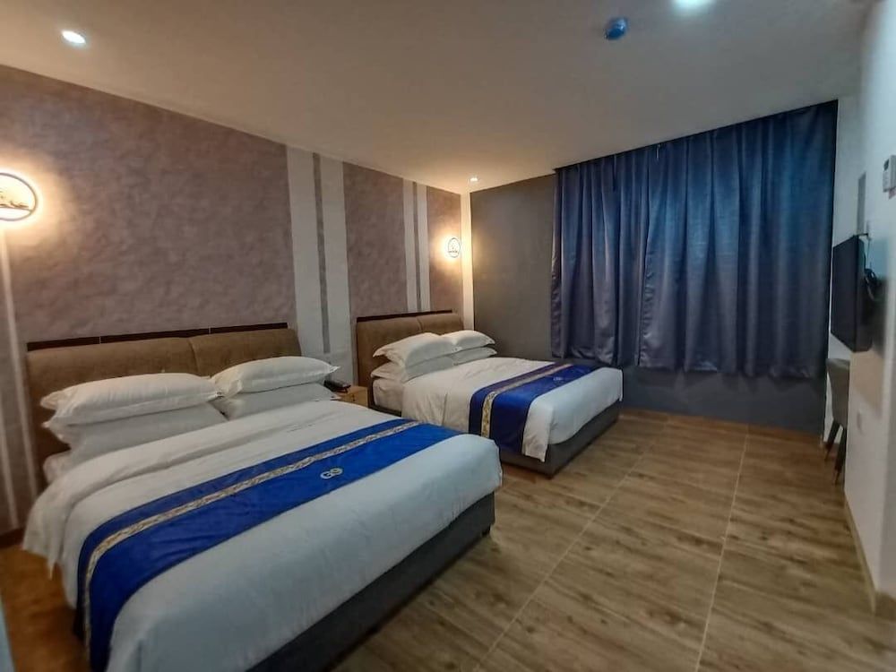 Deluxe Quadruple Room
