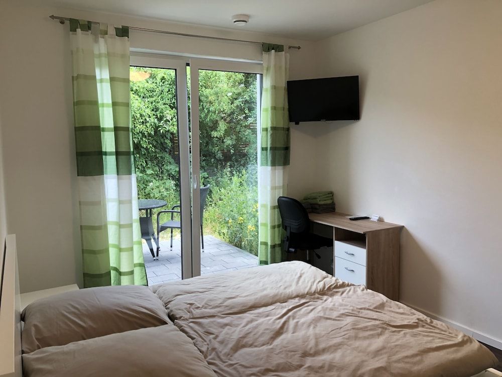 Gästehaus Witteborg Economy Double Room, Shared Bathroom, Garden View 5