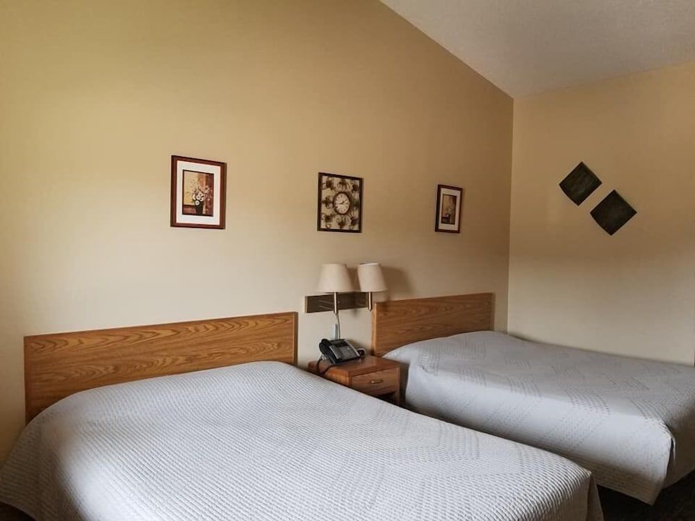 Economy Double Room, 2 Queen Beds, Non Smoking, Hill View