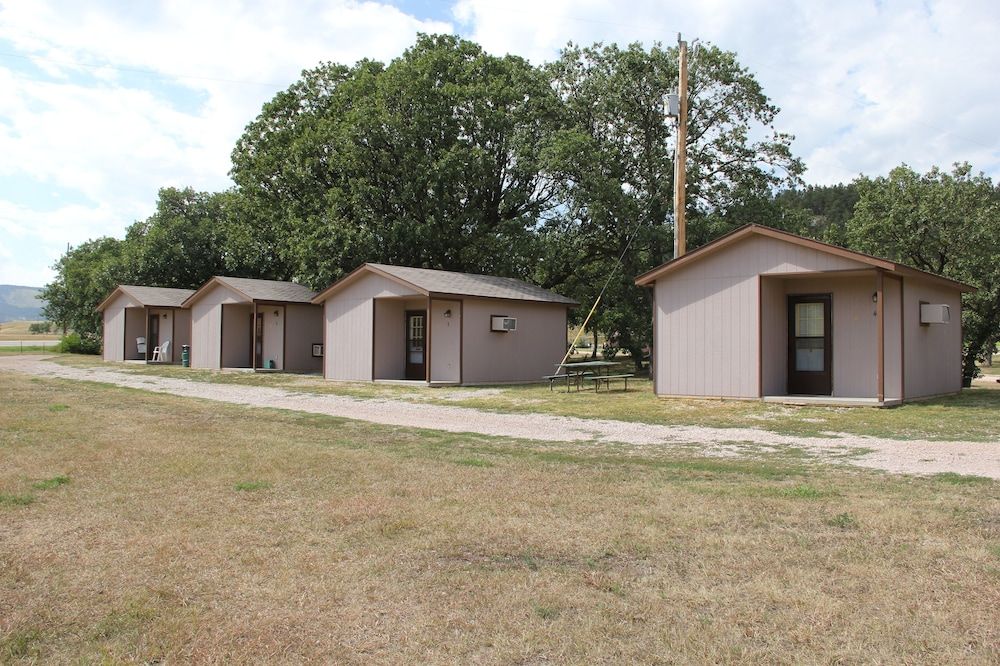 Basic Cabin, Multiple Beds, Non Smoking, Hill View (Shared Bathroom 250 ft from Cabin)