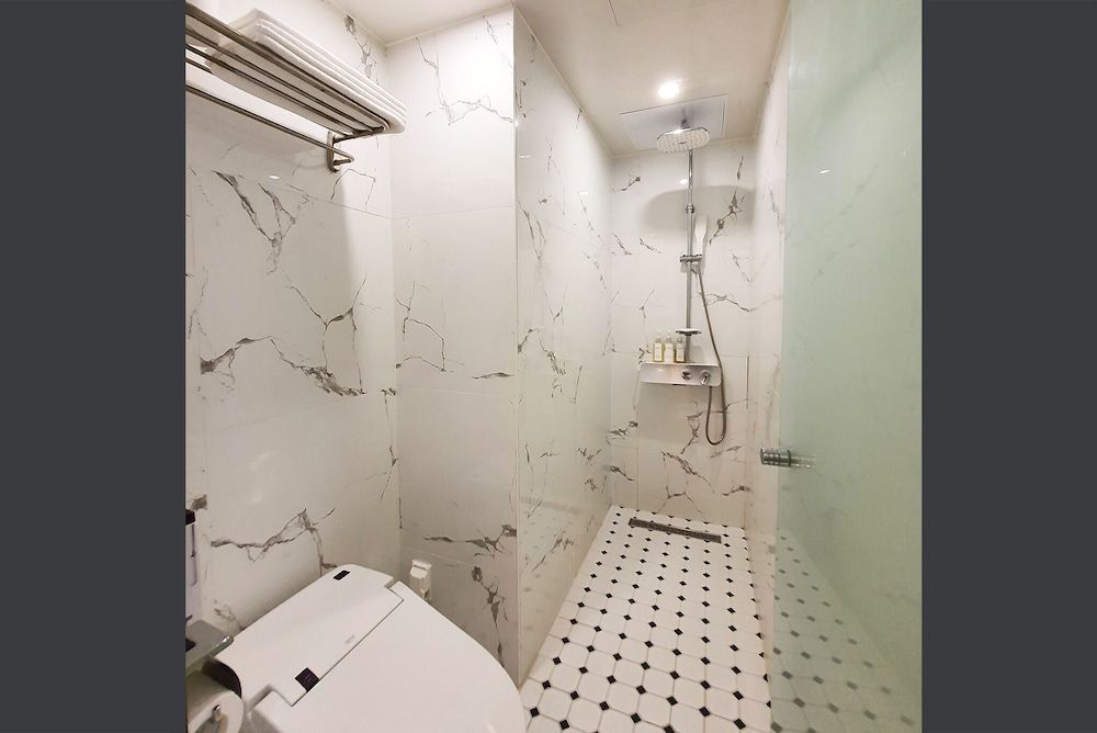 Seven Bricks Hotel Suite (Double) 11