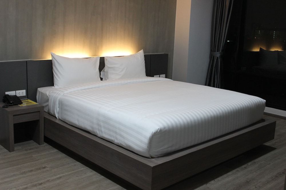 Double D Hotel Deluxe Double Room