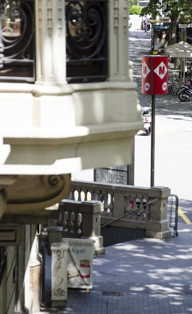 undefined Bed & Art Barcelona 7