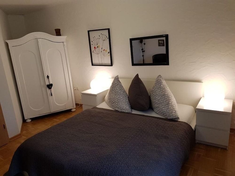 Double Room, Private Bathroom (im Apartment Deluxe)