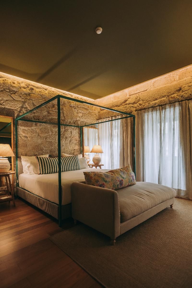 undefined Torel Saboaria 10