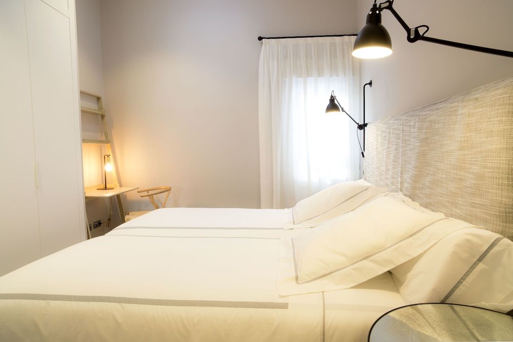 U-Sense Madrid Santa Ana Superior Apartment, 2 Bedrooms, City View 14