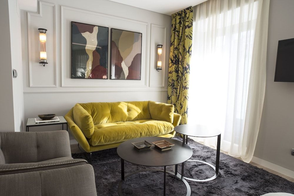 undefined U-Sense Madrid Santa Ana 2