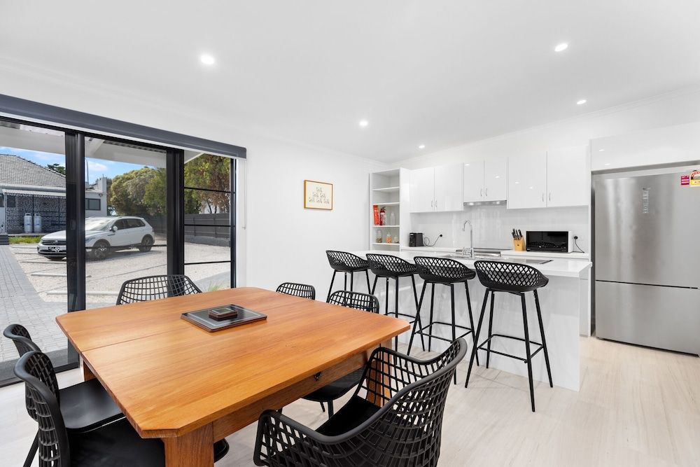 Premium Apartment, Multiple Beds, Pool View